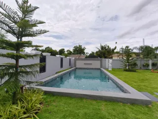 Casa en venta de 4 habitaciones en Bang Lamung, Chonburi