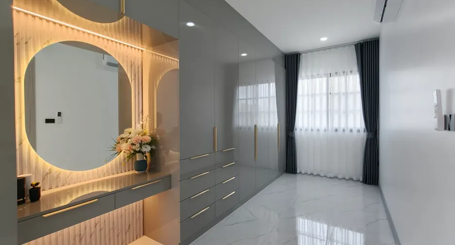 Casa en venta de 4 habitaciones en Bang Lamung, Chonburi