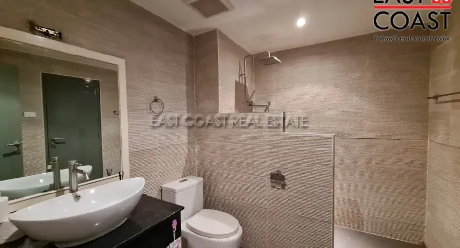 出租 和 出售 4 卧室 公寓 在 Bang Lamung, Chon Buri