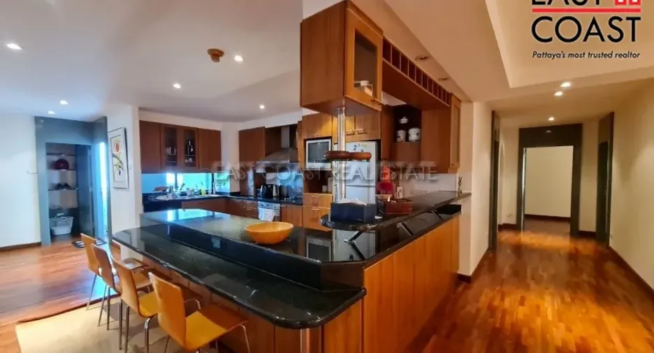 出租 和 出售 4 卧室 公寓 在 Bang Lamung, Chon Buri
