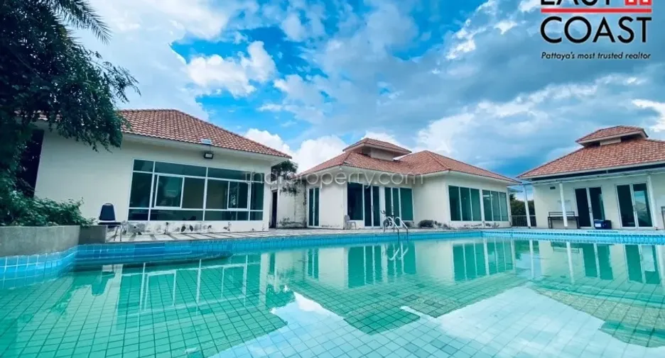 À louer 3 chambres maison à Bang Lamung, Chonburi