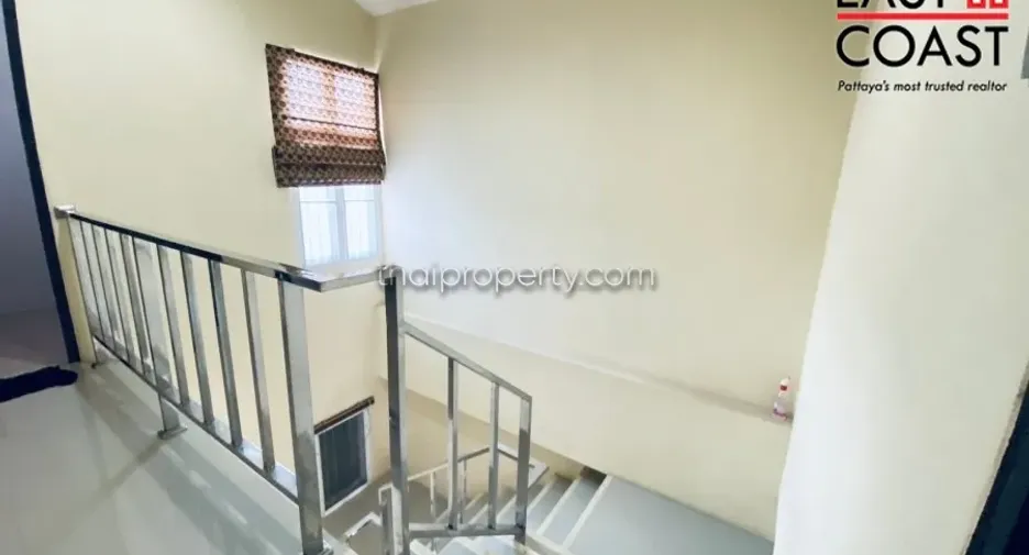 À louer 3 chambres maison à Bang Lamung, Chonburi