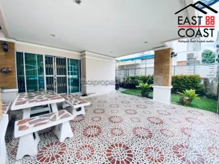 À louer 3 chambres maison à Bang Lamung, Chonburi