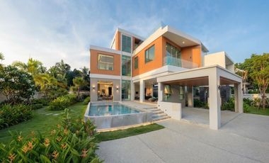 Villa en venta de 5 habitaciones en Mueang Phuket, Phuket