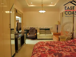 For rent and for sale 3 bedrooms house in Bang Lamung, Chonburi