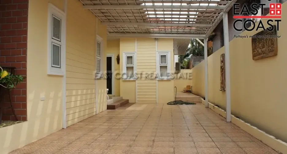 For rent and for sale 3 bedrooms house in Jomtien, Pattaya