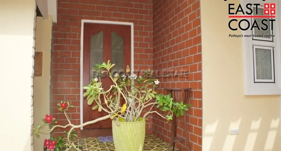 For rent and for sale 3 bedrooms house in Jomtien, Pattaya