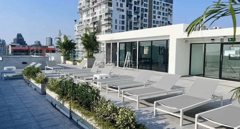 For rent and for sale 2 bedrooms condo in Jomtien, Pattaya