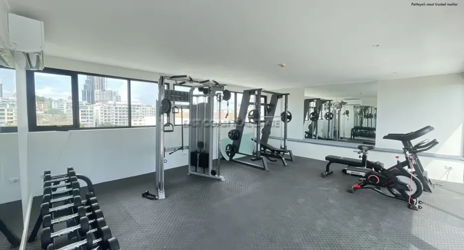 For rent and for sale 2 bedrooms condo in Jomtien, Pattaya