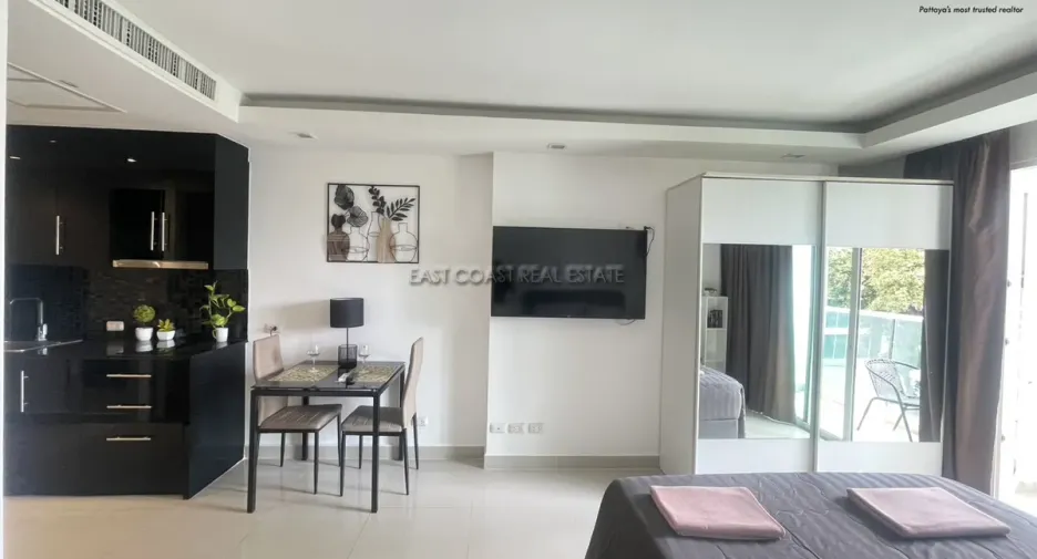For rent and for sale 1 bed condo in Bang Lamung, Chonburi