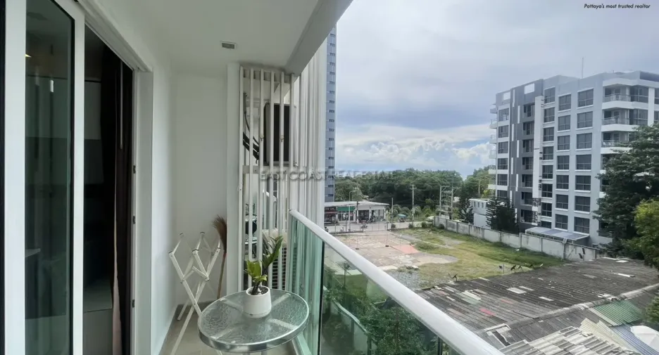 For rent and for sale 1 bed condo in Bang Lamung, Chonburi