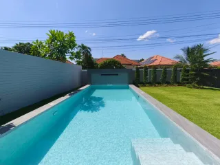 Casa en venta de 4 habitaciones en Bang Lamung, Chonburi