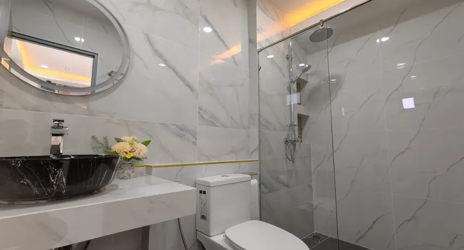 Casa en venta de 4 habitaciones en Bang Lamung, Chonburi