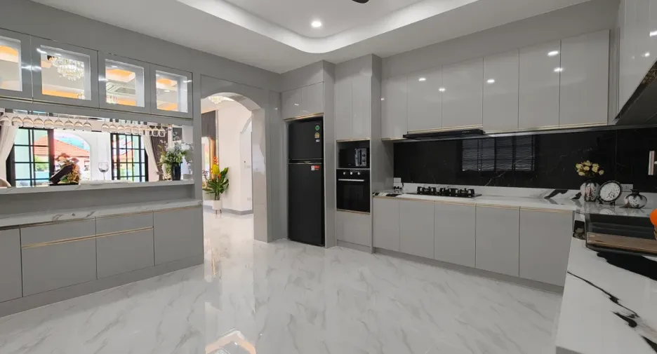 Casa en venta de 4 habitaciones en Bang Lamung, Chonburi