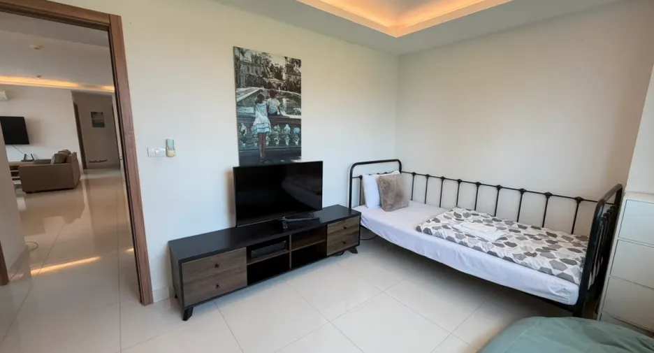 For rent and for sale 3 bedrooms condo in Bang Lamung, Chonburi