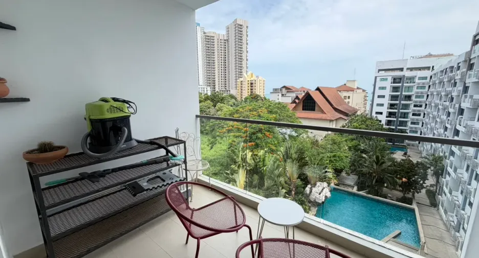 For rent and for sale 3 bedrooms condo in Bang Lamung, Chonburi