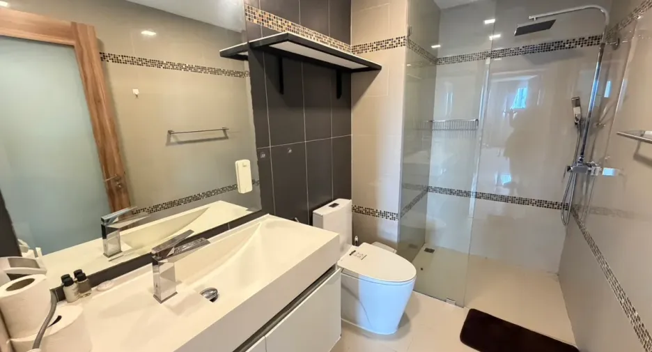 For rent and for sale 3 bedrooms condo in Bang Lamung, Chonburi