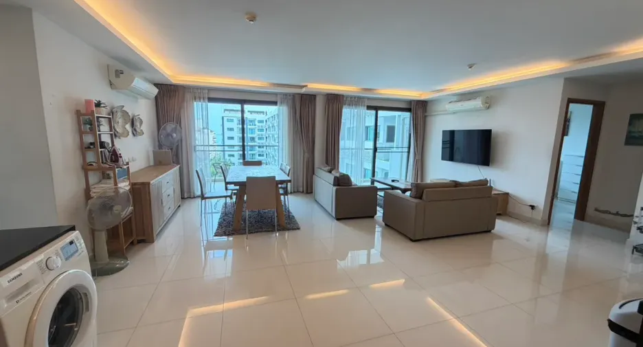 For rent and for sale 3 bedrooms condo in Bang Lamung, Chonburi