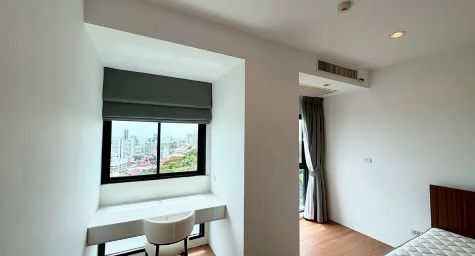 For rent 2 bedrooms condo in Bang Lamung, Chonburi