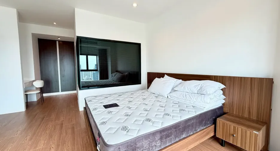 For rent 2 bedrooms condo in Bang Lamung, Chonburi