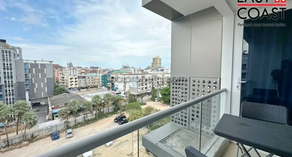 For rent and for sale 1 bed condo in Bang Lamung, Chonburi