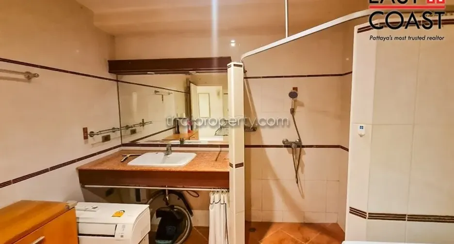 For rent and for sale 2 bedrooms condo in Bang Lamung, Chonburi