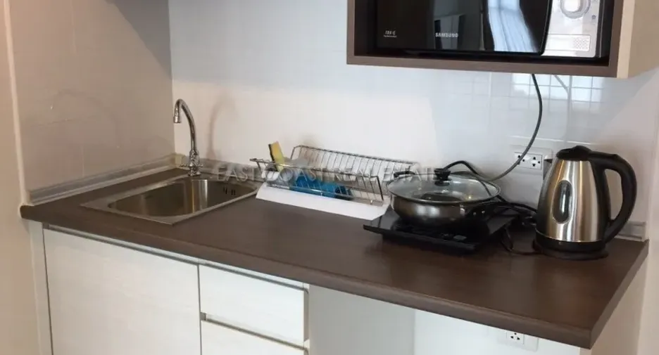 For rent and for sale 1 bed condo in Bang Lamung, Chonburi