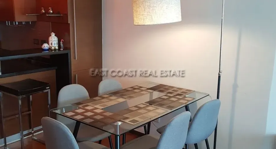 出租 和 出售 2 卧室 公寓 在 Bang Lamung, Chon Buri