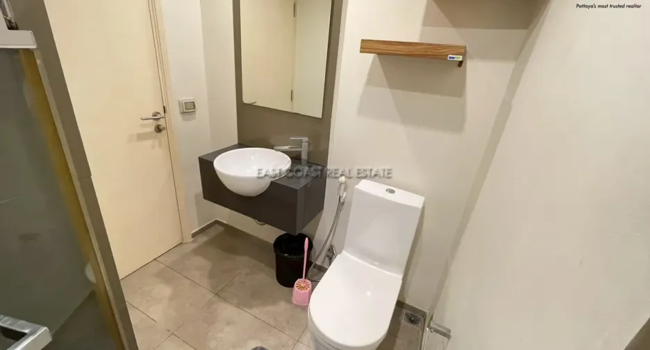 For rent and for sale 1 bed condo in Bang Lamung, Chonburi