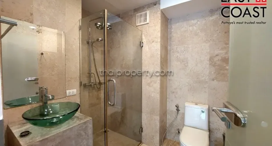 For rent 2 bedrooms condo in Bang Lamung, Chonburi