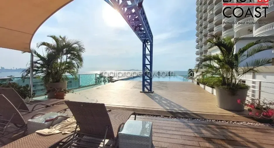 For rent 2 bedrooms condo in Bang Lamung, Chonburi
