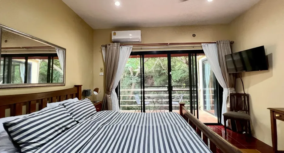 For rent 2 bedrooms condo in Bang Lamung, Chonburi
