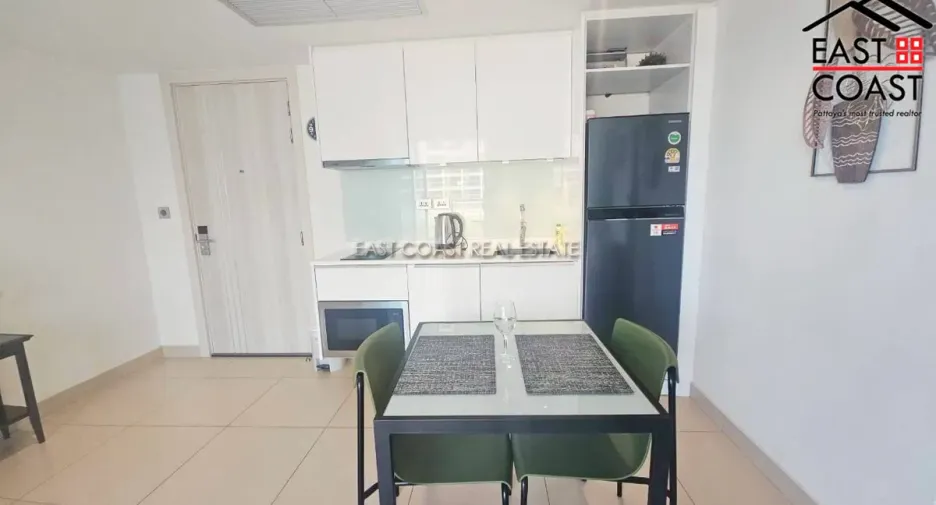 À louer et à vendre 1 chambre condo à Bang Lamung, Chonburi