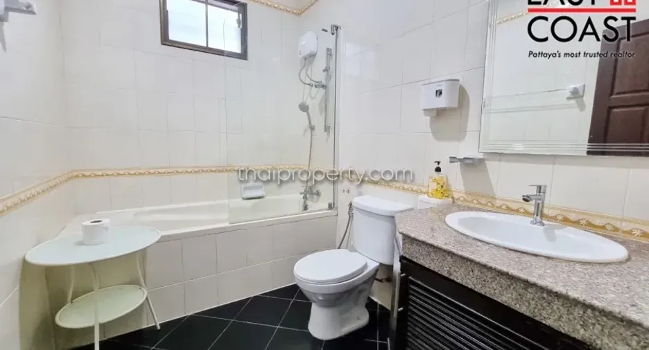 For rent and for sale 3 bedrooms house in Bang Lamung, Chonburi
