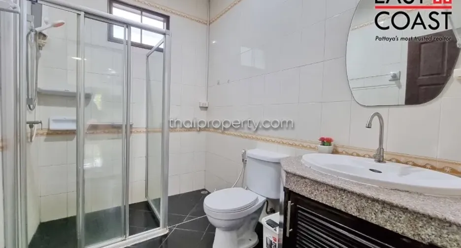 For rent and for sale 3 bedrooms house in Bang Lamung, Chonburi