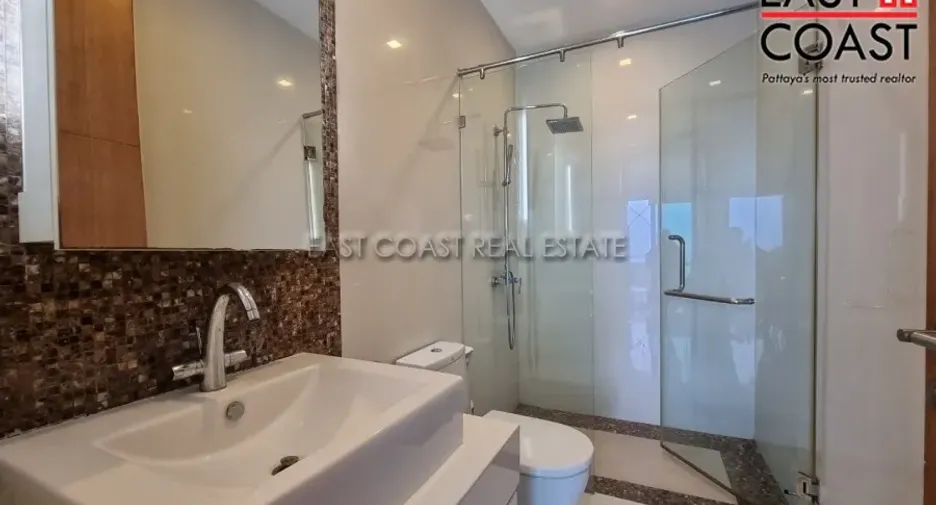 For rent and for sale 2 bedrooms condo in Bang Lamung, Chonburi