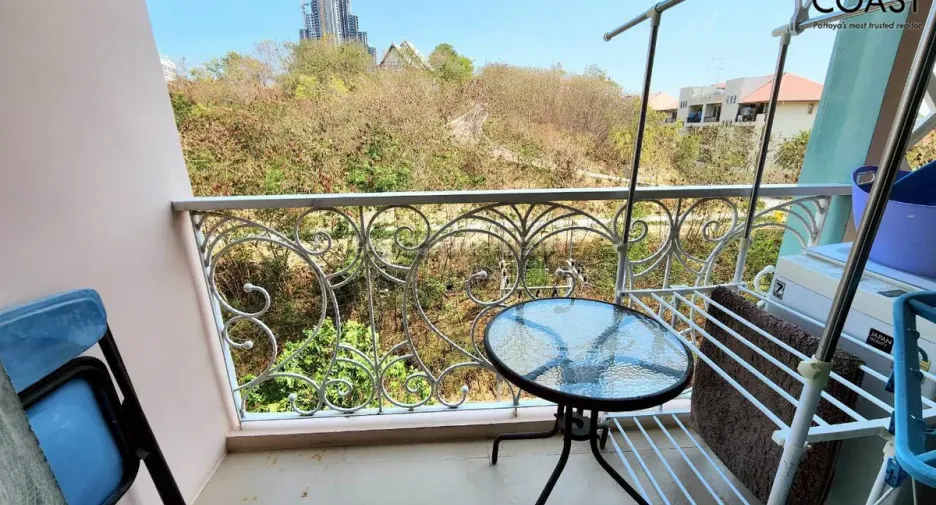 For rent and for sale 1 bed condo in Bang Lamung, Chonburi