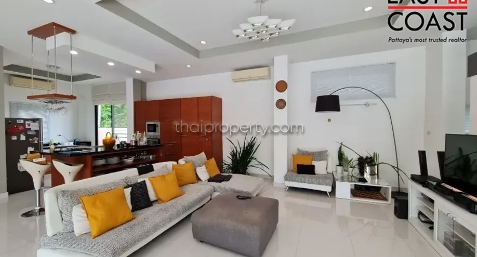 For rent and for sale 3 bedrooms house in Bang Lamung, Chonburi