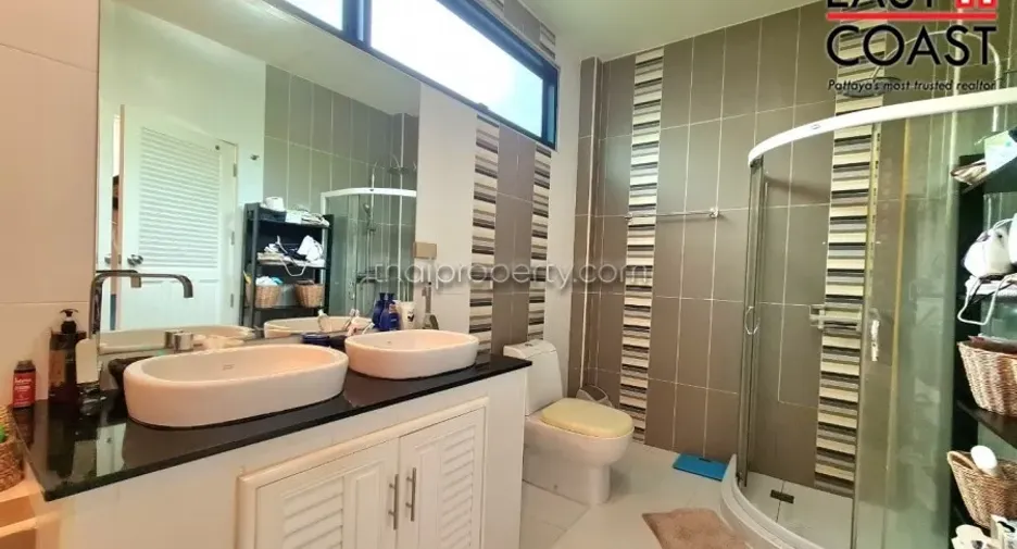 For rent and for sale 3 bedrooms house in Bang Lamung, Chonburi