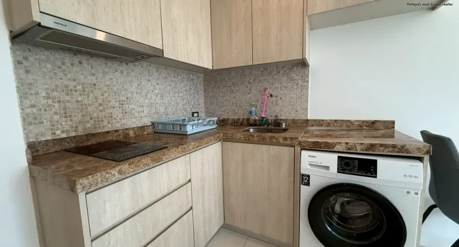 For rent 1 bed condo in Bang Lamung, Chonburi