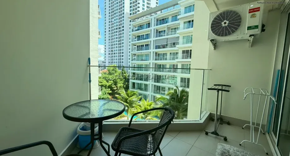 For rent 1 bed condo in Bang Lamung, Chonburi