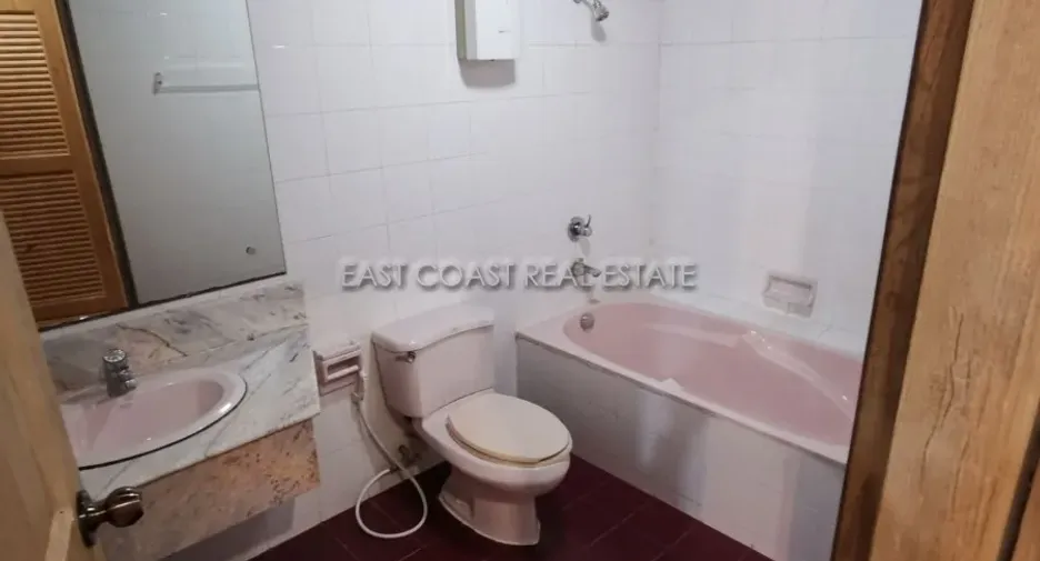 For rent and for sale 1 bed condo in Bang Lamung, Chonburi