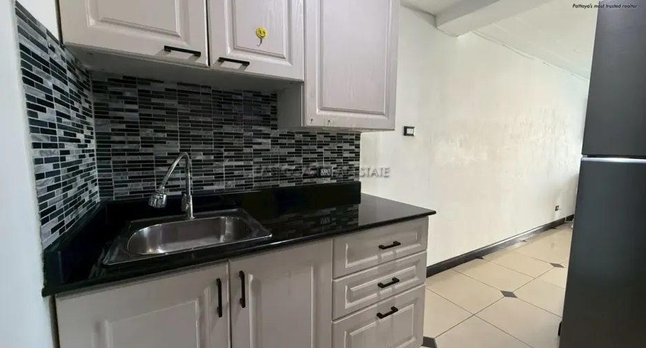 Wohnung zur Miete mit 1 Zimmer in Bang Lamung, Chonburi