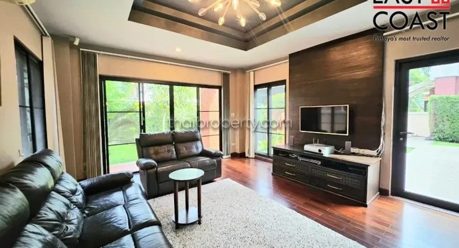 For rent and for sale 3 bedrooms house in Bang Lamung, Chonburi