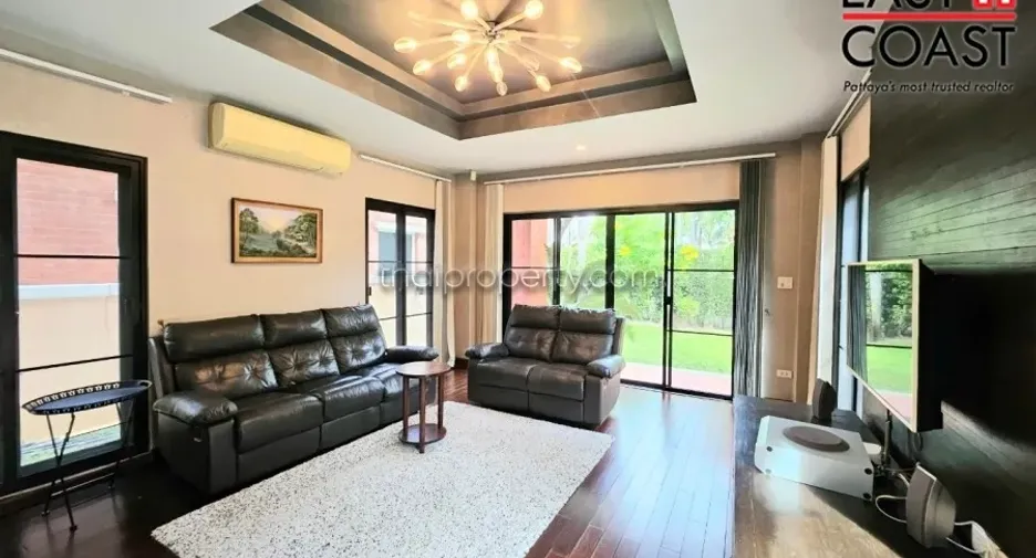 For rent and for sale 3 bedrooms house in Bang Lamung, Chonburi
