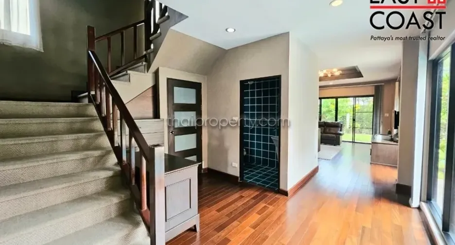 For rent and for sale 3 bedrooms house in Bang Lamung, Chonburi