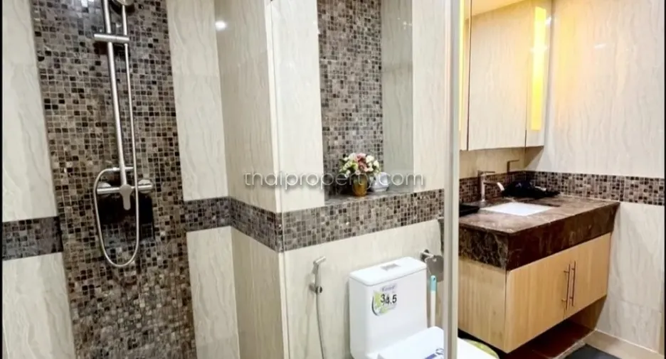 For rent and for sale 1 bed condo in Bang Lamung, Chonburi