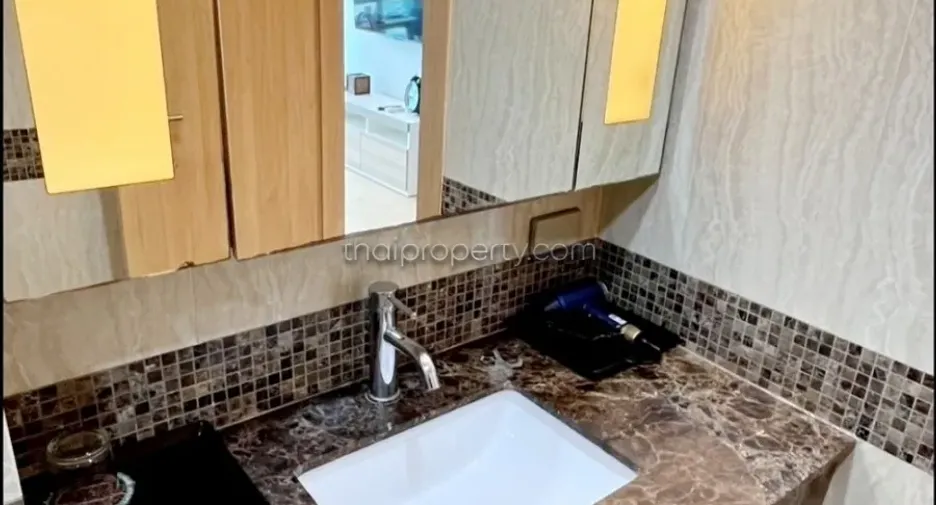 For rent and for sale 1 bed condo in Bang Lamung, Chonburi