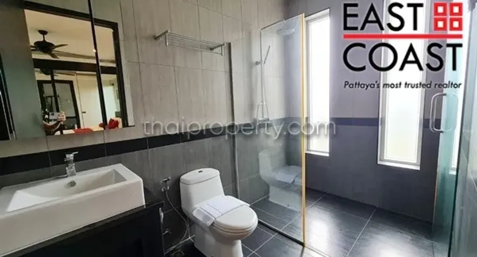 For rent and for sale 4 bedrooms house in Bang Lamung, Chonburi