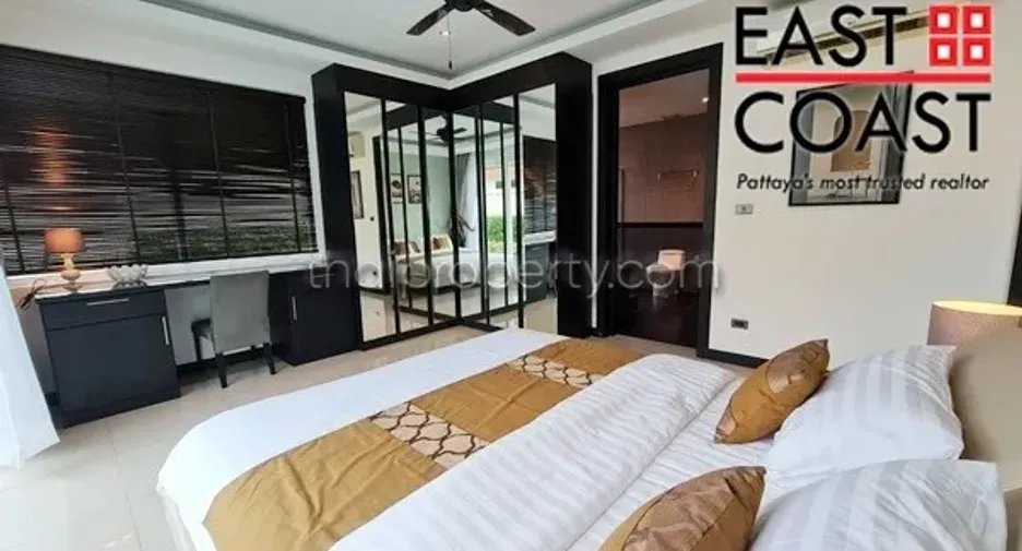 For rent and for sale 4 bedrooms house in Bang Lamung, Chonburi